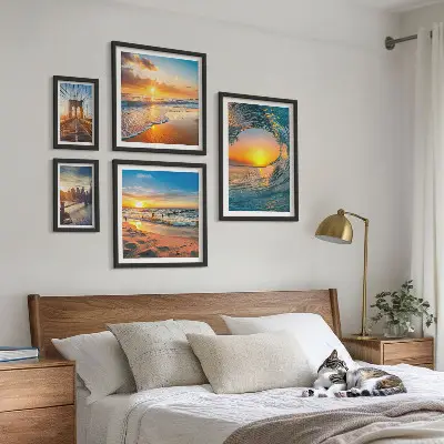 Conjunto de cuadros decorativos con diseño de atardeceres en el mar y puentes de la ciudad