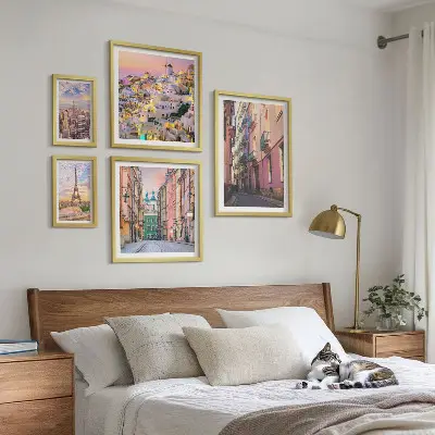 Conjunto de cuadros decorativos con temática de ciudades encantadoras en Europa