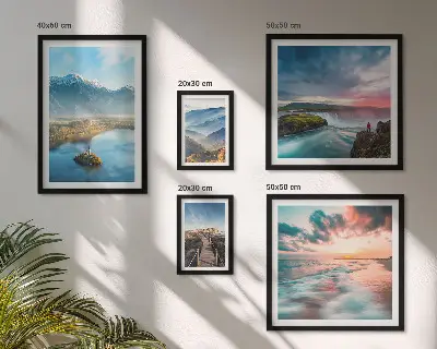 Conjunto de cuadros decorativos paisajes de montañas con cascadas