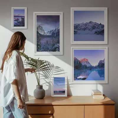 Conjunto de cuadros decorativos con paisajes de lagos de montaña y bosques