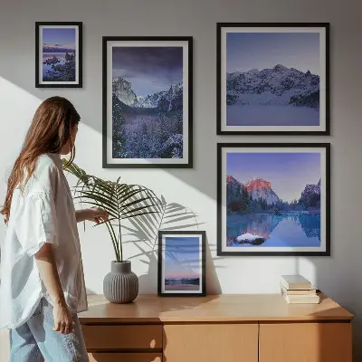 Conjunto de cuadros decorativos con paisajes de lagos de montaña y bosques
