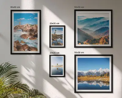 Conjunto de cuadros decorativos con paisajes de montañas, mar y faros