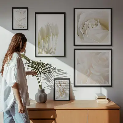 Set de 5 cuadros para salón con diseño de detalles en mármol rosa y blanco