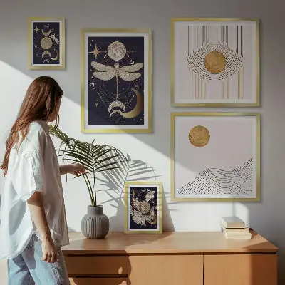 Set de 5 cuadros para salón con elegantes motivos de insectos espaciales