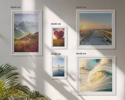 Conjunto de cuadros decorativos con motivos de paisajes de montañas, corazones, olas y globos