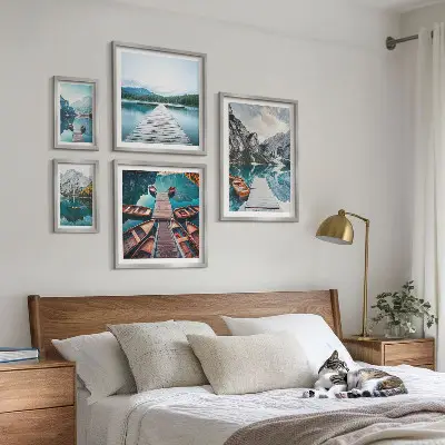Conjunto de cuadros decorativos con paisajes de montañas y ríos