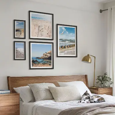 Conjunto de cuadros decorativos con paisajes de playas costeras