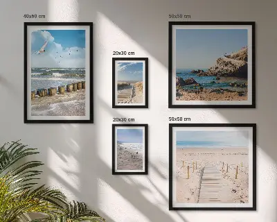 Conjunto de cuadros decorativos con paisajes de playas costeras