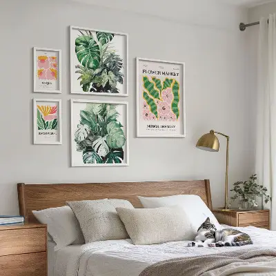 Conjunto de cuadros decorativos con motivos de flores en estilo boho