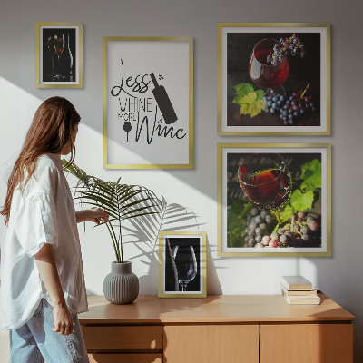 Pared galería de arte Vino y accesorios con estilo