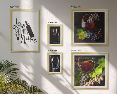 Pared galería de arte Vino y accesorios con estilo