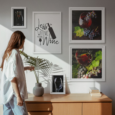 Pared galería de arte Vino y accesorios con estilo