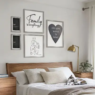 Set de 5 cuadros para salón con motivos de valores familiares, amor y cercanía