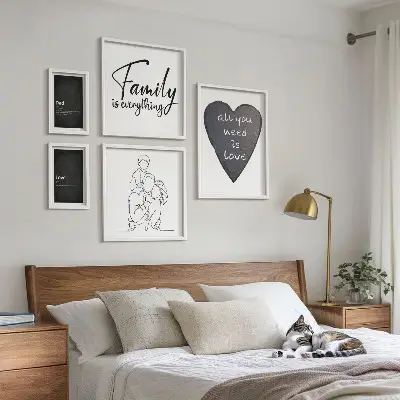 Set de 5 cuadros para salón con motivos de valores familiares, amor y cercanía