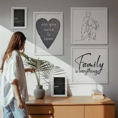 Set de 5 cuadros para salón con motivos de valores familiares, amor y cercanía