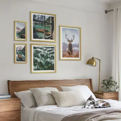Conjunto de cuadros decorativos con motivos de naturaleza, animales salvajes y montañas
