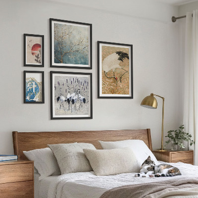 Pared galería de arte Elegantes pinturas de naturaleza con representaciones de aves.