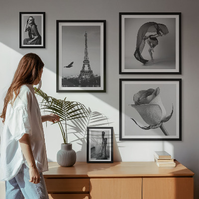 Set de 5 cuadros para salón París elegante en blanco y negro