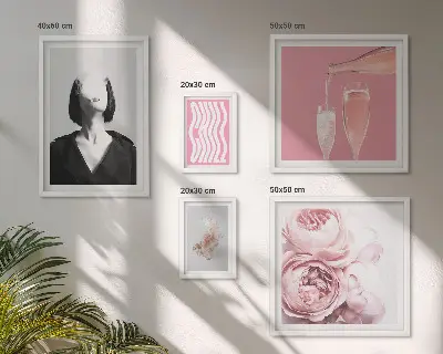 Cuadro decorativo Mujer fumando con vino frío diseño estilo galería de arte para pared