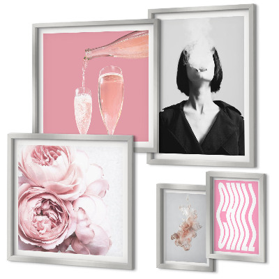Pared galería de arte Mujer fumando vino frío