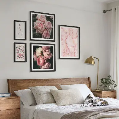 Conjunto de cuadros decorativos diseño de flores rosas estilo boho