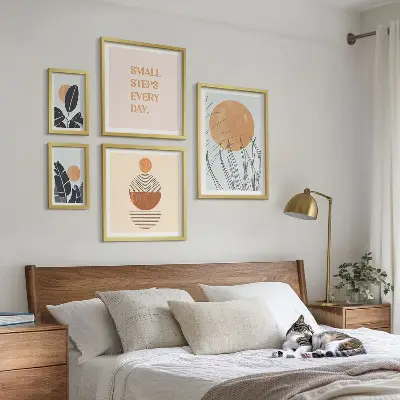 Set de 5 cuadros para salón con diseños gráficos de plantas