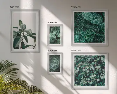 Pared galería de arte con motivos vegetales de hojas verdes