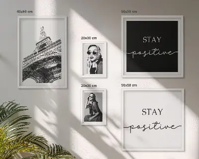 Conjunto de cuadros decorativos diseño con temática de moda parisina y gráficos elegantes