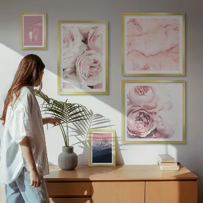 Conjunto de cuadros decorativos con diseño de flores rosas para un toque elegante