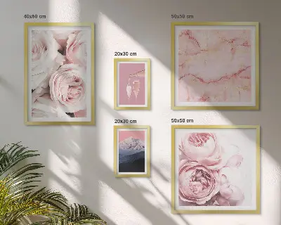 Conjunto de cuadros decorativos con diseño de flores rosas para un toque elegante