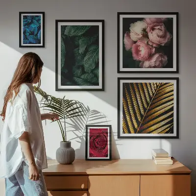 Conjunto de cuadros decorativos con motivos florales y vegetales