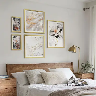 Pared galería de arte flores con diseño de mármol elegante
