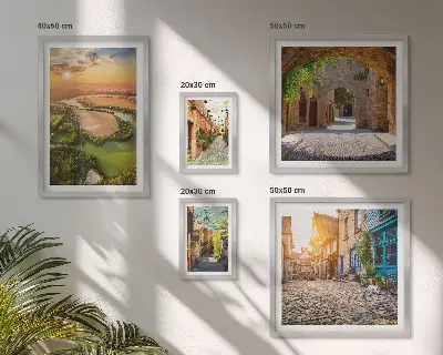Conjunto de cuadros decorativos con diseño de calles encantadoras y pintorescas