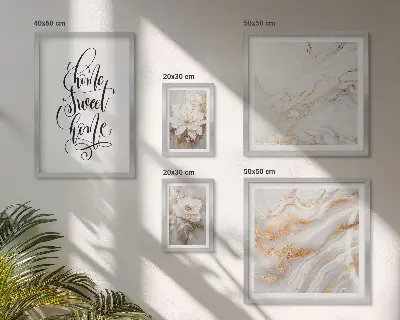 Set de 5 cuadros para salón diseño de flores elegantes sobre fondo de mármol