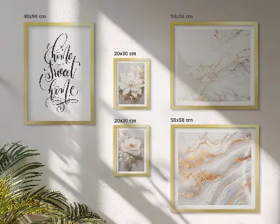 Set de 5 cuadros para salón diseño de flores elegantes sobre fondo de mármol