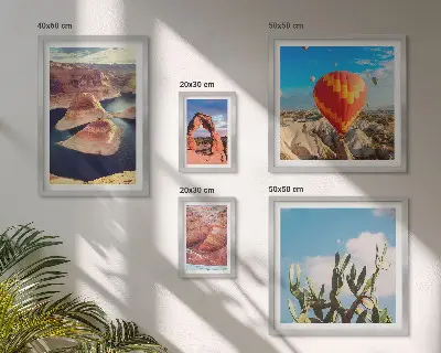Conjunto de cuadros decorativos con paisajes de montaña y aguas