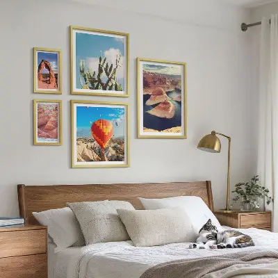 Conjunto de cuadros decorativos con paisajes de montaña y aguas