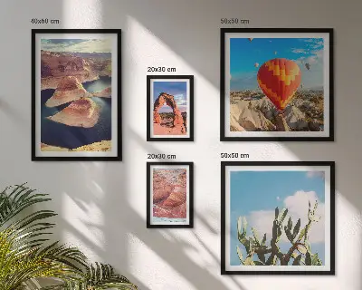 Conjunto de cuadros decorativos con paisajes de montaña y aguas