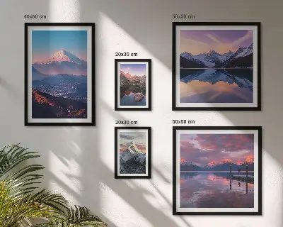 Conjunto de cuadros decorativos con vistas a la montaña y picos pintorescos
