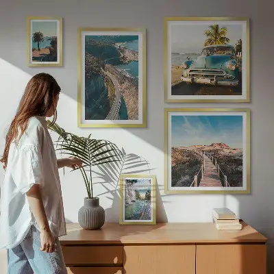 Conjunto de cuadros decorativos con motivos de paisajes viajes coches y naturaleza