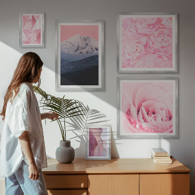 Conjunto de cuadros decorativos Paisajes rosas con flores modernas