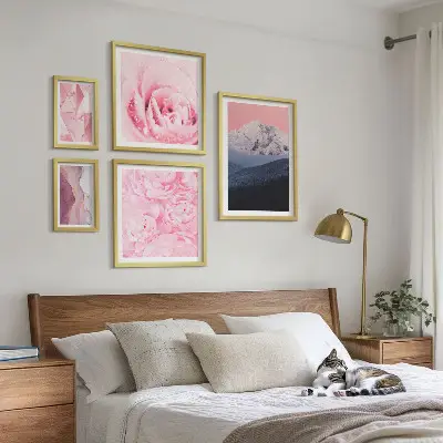 Conjunto de cuadros decorativos diseño de paisajes rosas con flores modernas