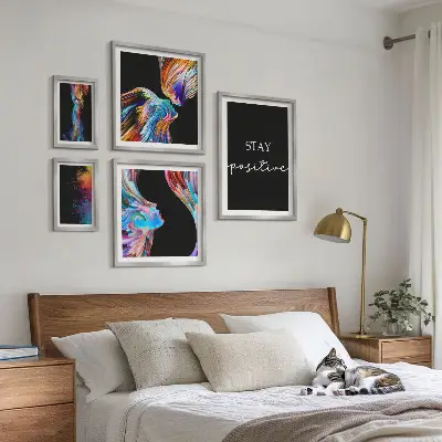 Set de 5 cuadros para salón con diseños de abstracciones positivas y coloridas
