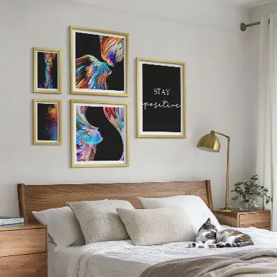 Set de 5 cuadros para salón con diseños de abstracciones positivas y coloridas