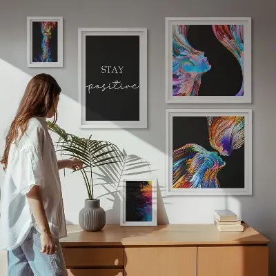 Set de 5 cuadros para salón con diseños de abstracciones positivas y coloridas