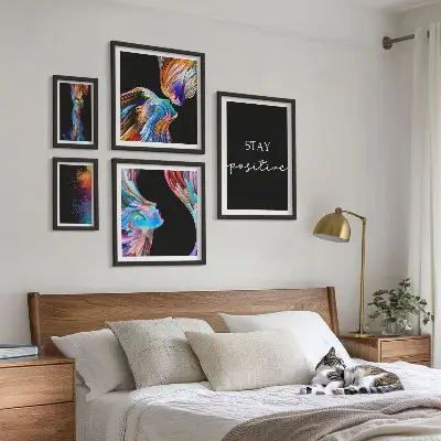 Set de 5 cuadros para salón con diseños de abstracciones positivas y coloridas