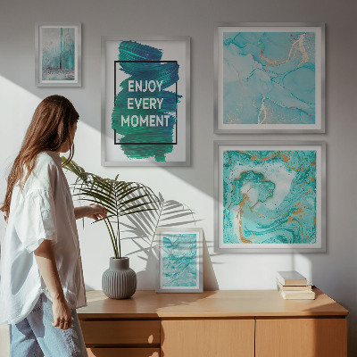 Pared galería de arte Composiciones abstractas con inscripciones