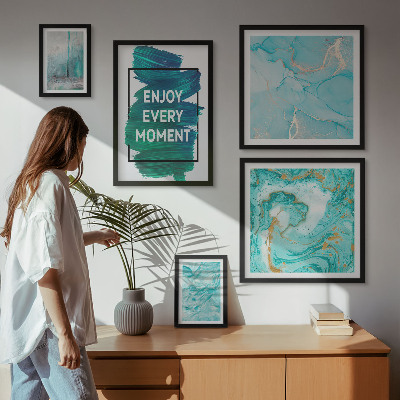 Pared galería de arte Composiciones abstractas con inscripciones