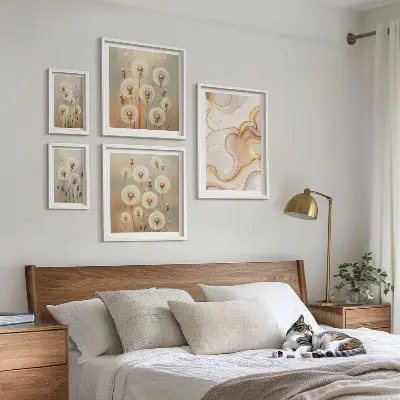 Set de 5 cuadros para salón con motivos florales de delicada naturaleza