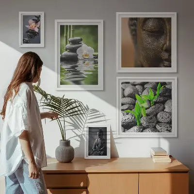 Pared de galería de arte con ambiente zen relajante